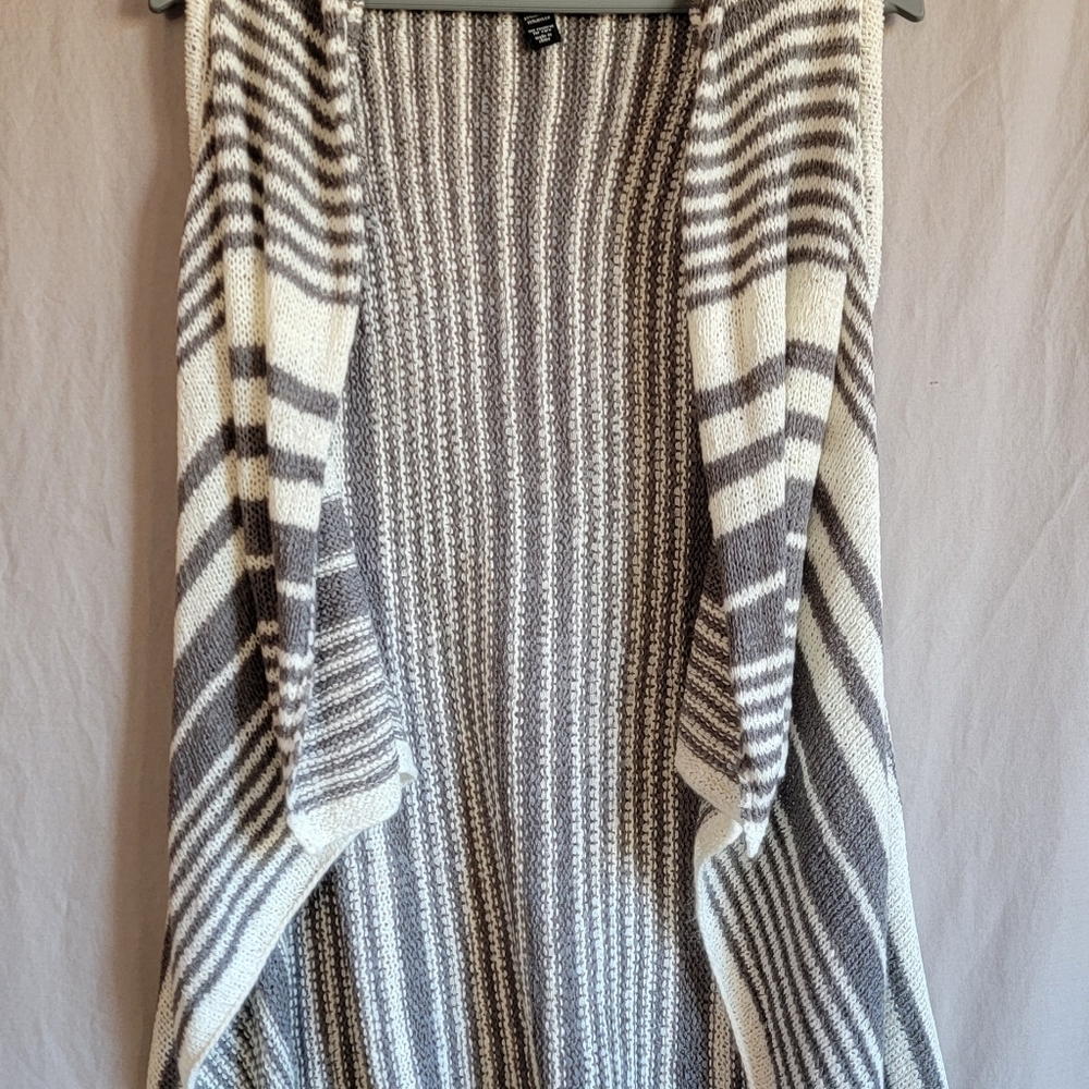 Womens active open front knit cardigan size M